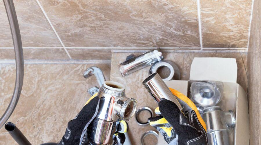 Professional gutter cleaning in Wahpeton, ND